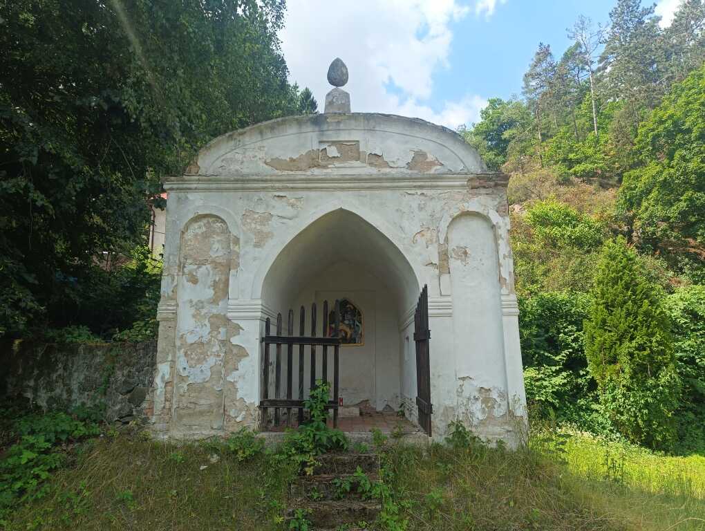Kaplička sv. Jana Nepomuckého.